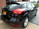 Used 2017 Ford Focus SE image 4