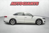 Used 2020 Volkswagen Passat 2.0T SE image 3