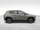 Used 2022 Jeep Compass Limited w/ Sun and Sound Group image 3