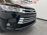 Used 2018 Toyota Highlander XLE image 2