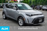 Used 2023 Kia Soul LX w/ LX Technology Package image 4