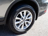 Used 2020 Nissan Rogue SV image 6