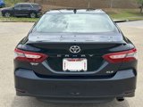 Used 2020 Toyota Camry XLE image 4