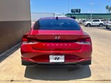 Used 2023 Hyundai Elantra SEL image 3
