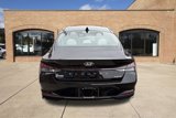 Used 2022 Hyundai Elantra Limited w/ Cargo Package image 4