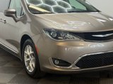 Used 2018 Chrysler Pacifica Touring-L w/ Tire & Wheel Group image 2