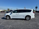 Used 2020 Chrysler Pacifica Touring w/ Advanced Safetytec Group image 2
