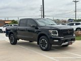 Used 2020 Nissan Titan PRO-4X w/ Pro-4x Convenience Package image 4