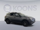 Used 2018 Toyota RAV4 SE image 5