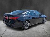 Used 2023 Nissan Altima 2.5 SV image 3
