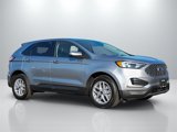 Used 2023 Ford Edge SEL image 2