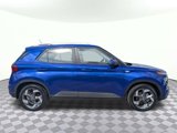 Used 2023 Hyundai Venue Limited image 2