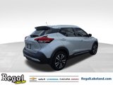 Used 2018 Nissan Kicks SR image 4