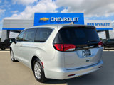 Used 2022 Chrysler Voyager LX image 5