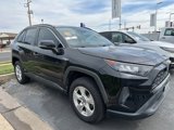 Used 2019 Toyota RAV4 LE image 3