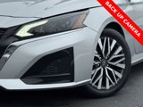 Used 2023 Nissan Altima 2.5 SV image 4