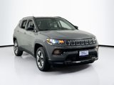 Used 2022 Jeep Compass Limited image 3