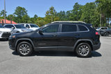 Used 2019 Jeep Cherokee Latitude Plus image 2