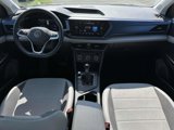 Used 2022 Volkswagen Taos SE image 2