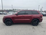 Used 2021 Jeep Grand Cherokee Laredo X image 3