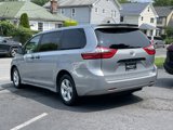 Used 2020 Toyota Sienna L image 5