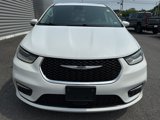 Used 2023 Chrysler Pacifica Touring-L image 2