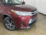 Used 2017 Toyota Highlander LE image 5