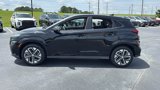 Used 2023 Hyundai Kona SE image 4