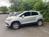 Used 2020 Chevrolet Trax LT w/ Sun & Sound Package image 3