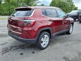 Used 2022 Jeep Compass Latitude image 4