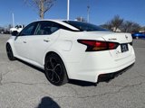Used 2024 Nissan Altima 2.5 SR image 3