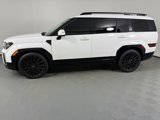 Used 2024 Hyundai Santa Fe Calligraphy image 2