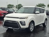 Used 2022 Kia Soul LX image 2