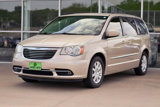 Used 2014 Chrysler Town & Country Touring image 3