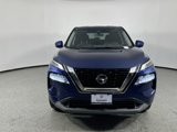 Used 2021 Nissan Rogue SV image 2