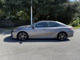 Used 2020 Toyota Camry SE image 2