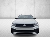 Used 2024 Volkswagen Tiguan SE R-Line image 2