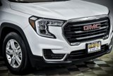 Used 2022 GMC Terrain SLE image 2