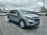Used 2023 Chevrolet Equinox LT image 2