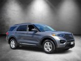 Used 2022 Ford Explorer XLT image 2