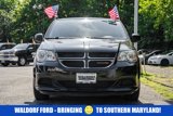 Used 2018 Dodge Grand Caravan SE w/ UConnect Hands-Free Group image 2