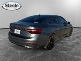 Used 2023 Volkswagen Jetta SE image 5