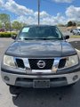 Used 2011 Nissan Frontier SV image 2