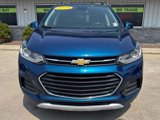 Used 2019 Chevrolet Trax LT w/ LT Convenience Package image 2