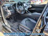 Used 2023 Toyota Camry SE image 2