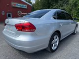 Used 2013 Volkswagen Passat TDI SE image 3