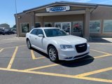 Used 2015 Chrysler 300 Limited w/ 300 Premium Group image 2