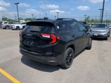 Used 2022 GMC Terrain SLE w/ Driver Convenience Package image 2