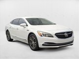 Used 2017 Buick LaCrosse Essence image 3
