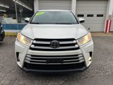 Used 2017 Toyota Highlander XLE image 2